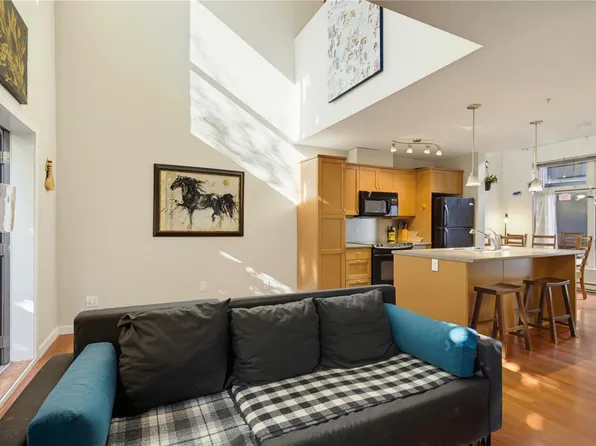 555 Franklyn St #115, Nanaimo, BC V9R 2X9