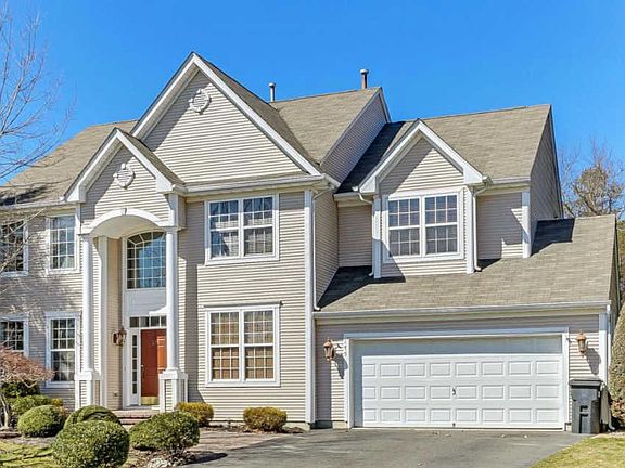 3rd image of 175 Hundred Oaks Dr