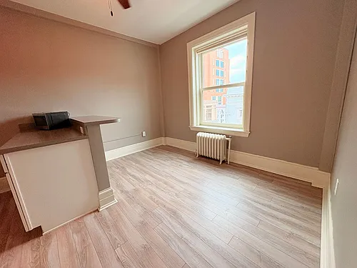 7 W Philadelphia St #5B Photo 1