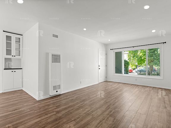 3rd image of 3280 Provon Ln #3