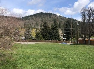 145 NW Loop Rd, White Salmon, WA 98672