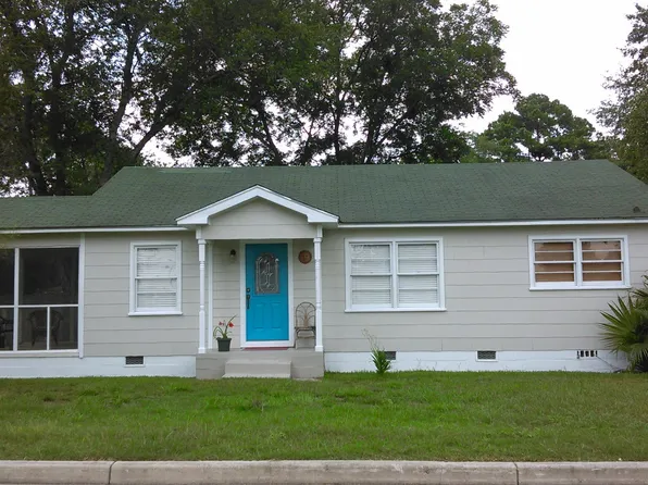 201 Highland Heights Dr, Valdosta, GA 31602