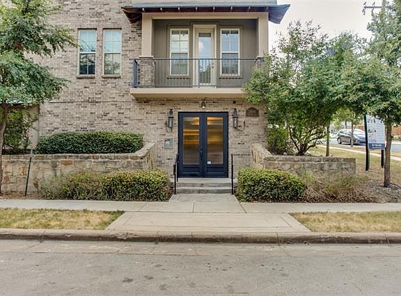 2nd image of 2800 Sandage Ave #201