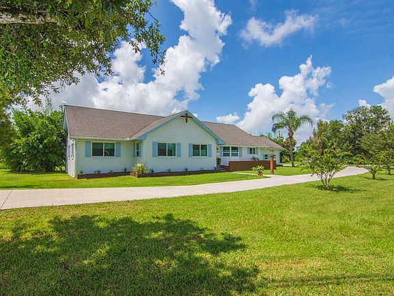 4th image of 3675 66th Avenue