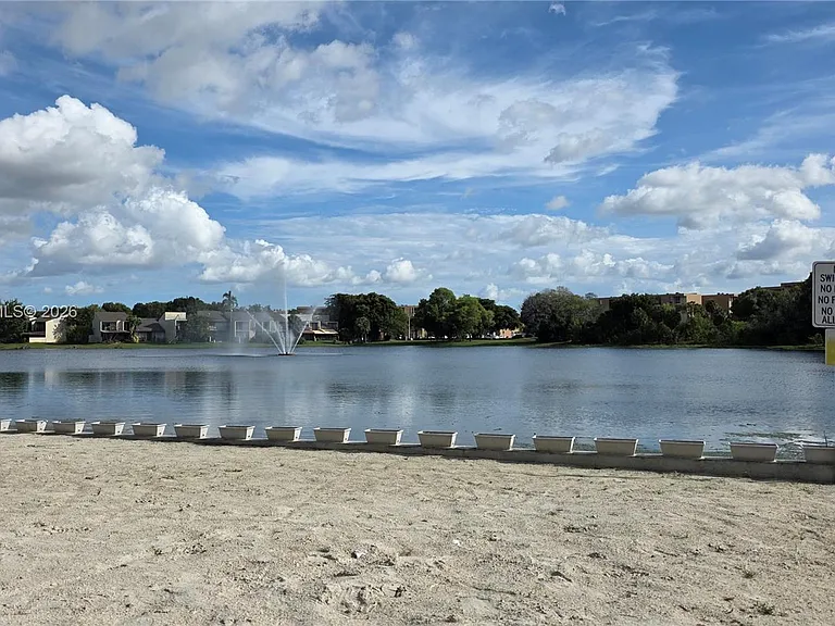 9375 Fontainebleau Blvd #L420 — Photo 13