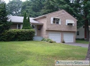 1213 N Main St, West Hartford, CT 06117