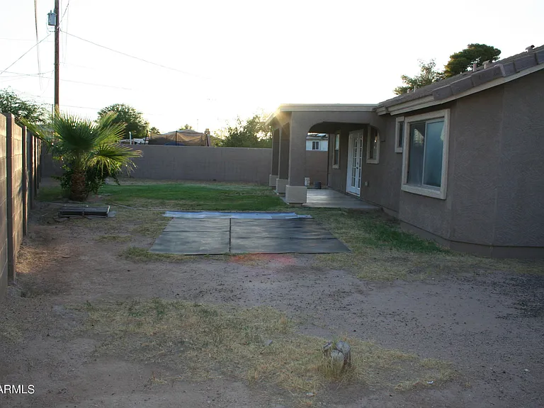 11207 W Hopi St — Photo 50
