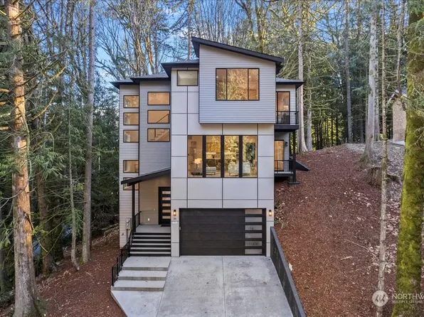 34 Sudden Valley Drive, Bellingham, WA 98229