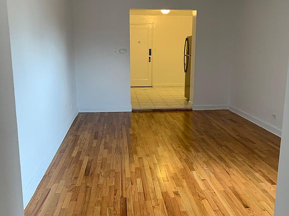 2nd image of 673 E 213th St #2F