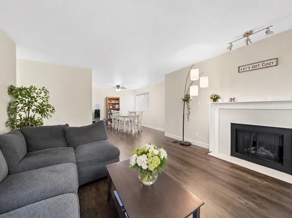 11963 223rd St #209, Maple Ridge, BC V2X 5Y4