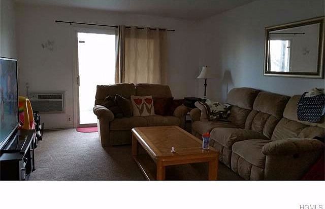 2nd image of 24 Peddler Hill Rd APT 2401