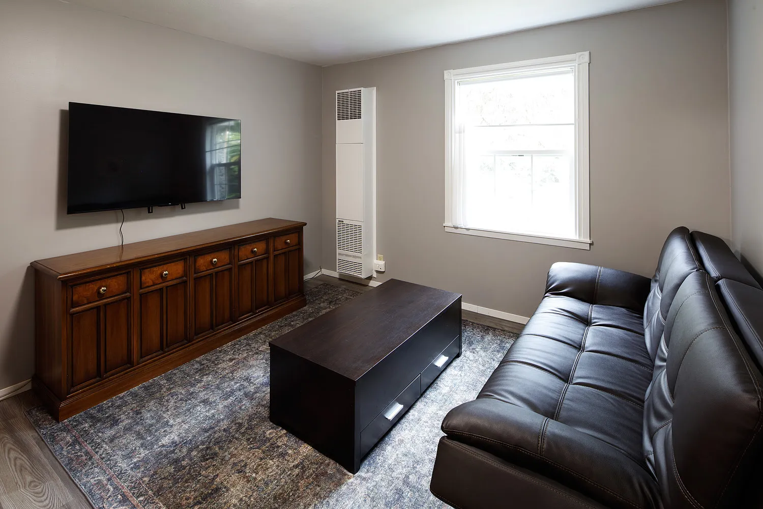 1 bed, 420 sqft, $1,800 — Photo 2
