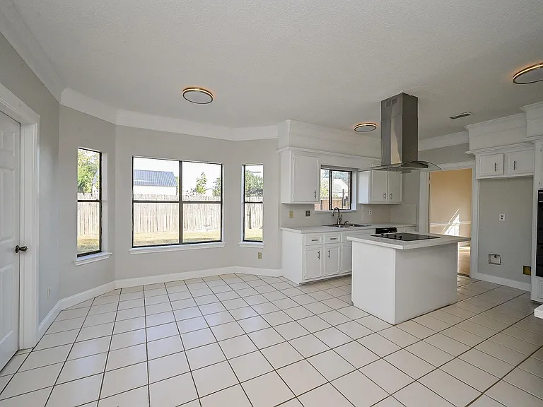 12011 Autumn Creek Dr — Photo 10