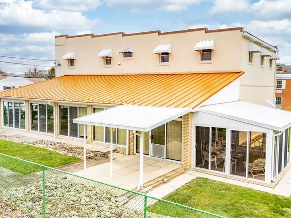 440 Drummond St, Morgantown, WV 26505