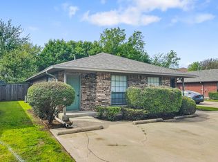 828 Mirabell Ct, Arlington, TX 76015