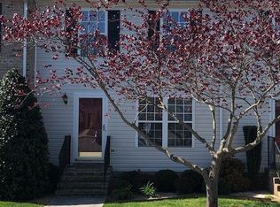 1080 Middle View Dr, Forest, VA 24551