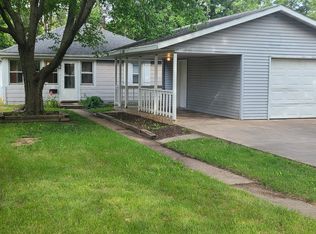 2813 10th St, Rockford, IL