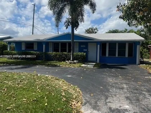 1745 NE 52nd St, Fort Lauderdale, FL 33334