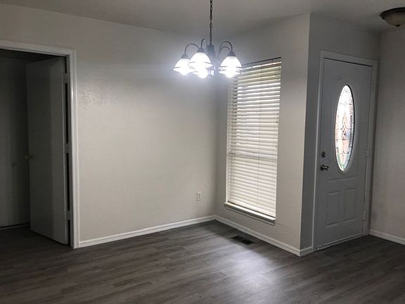 2nd image of 6019 Gaelic Glen Dr