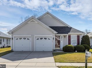 140 Blue Heron Dr, Thorofare, NJ 08086