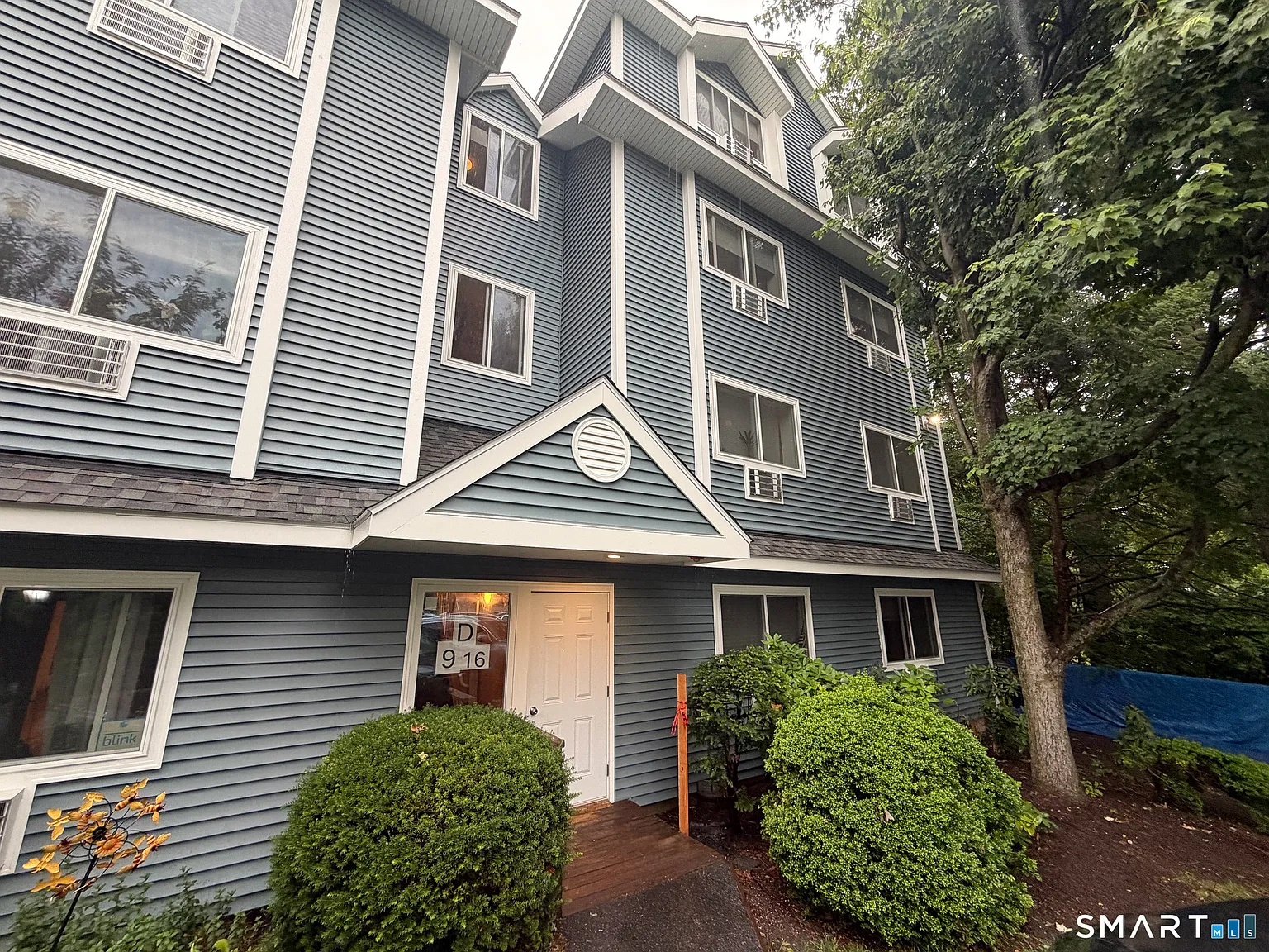 2 bed, 2.0 bath, 1196 sqft, $3,800 — Photo 1