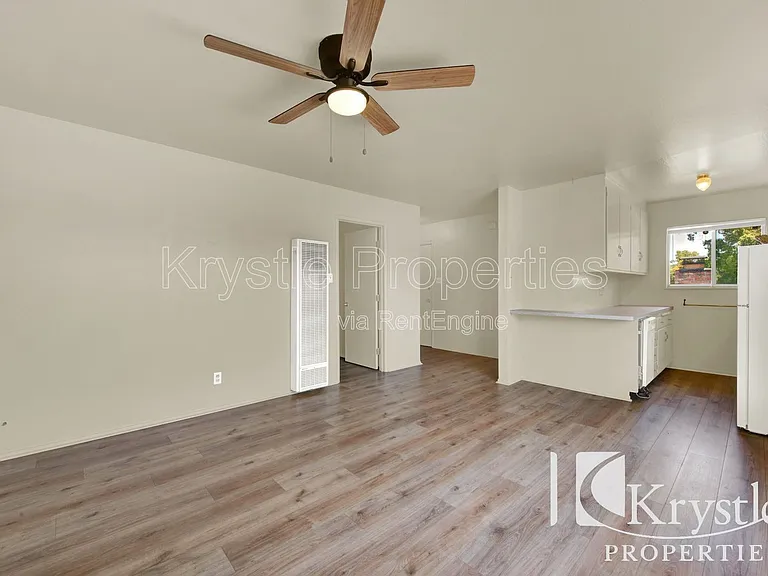 98 Springs Rd — Photo 12