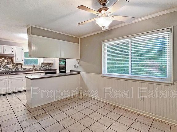 4th image of 1201 Neal Pickett Dr