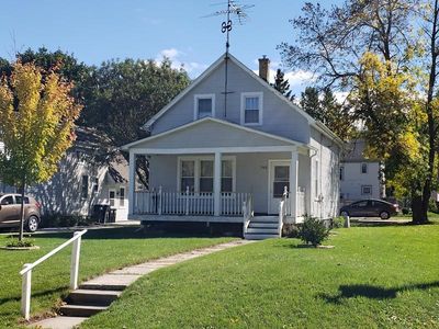 793 Pine St, Sheboygan Falls, WI, 53085