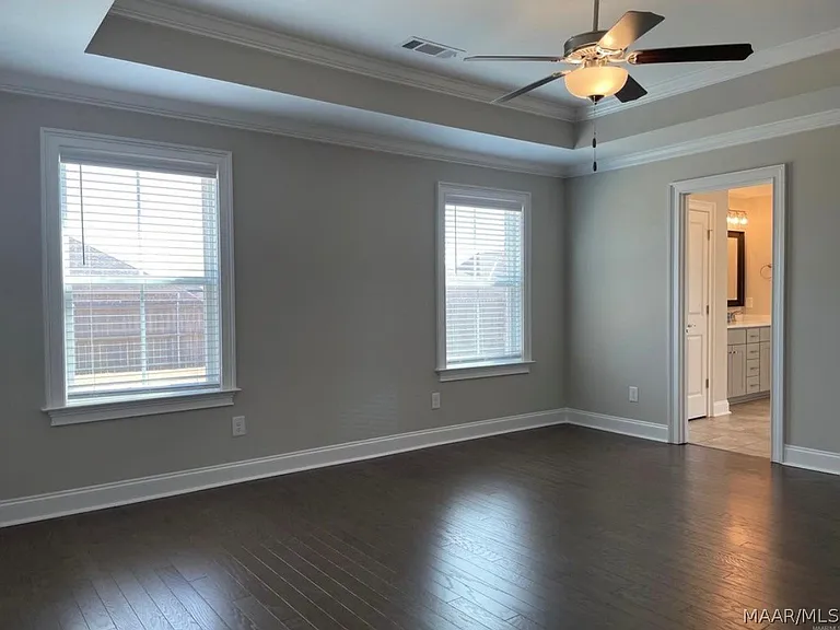 116 Herman Dr — Photo 12