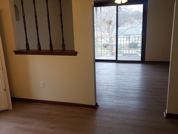 2nd image of 1129 Farnsworth Ave APT 6