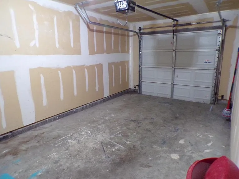 3607 Crescent Dr — Photo 6