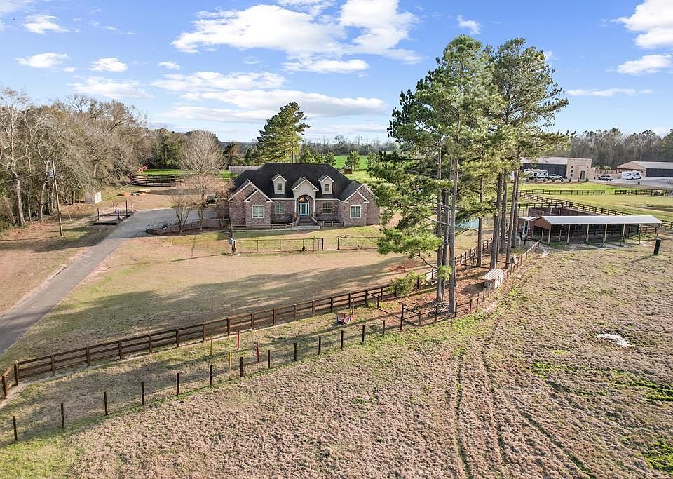 1st image of 776 County Road 68