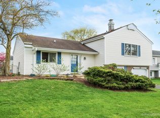 288 Porter Ct, Bartlett, IL