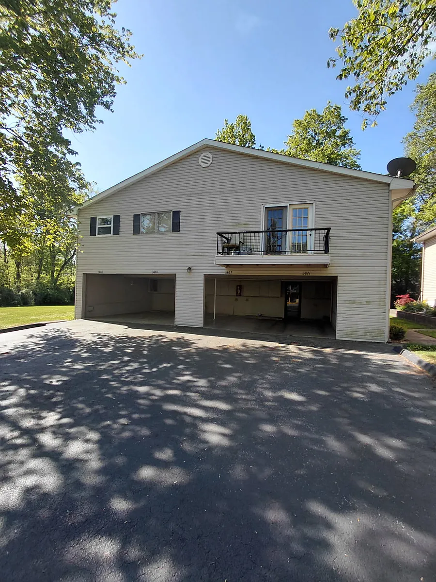 Building Photo - 3869 S Quail Ln