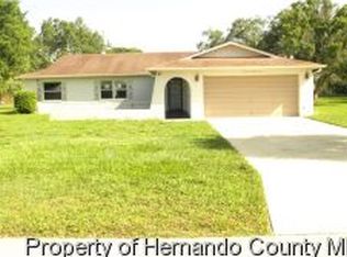 8427 Chatsworth St, Spring Hill, FL 34608