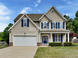 389 Collinsworth Dr, Clayton, NC 27527