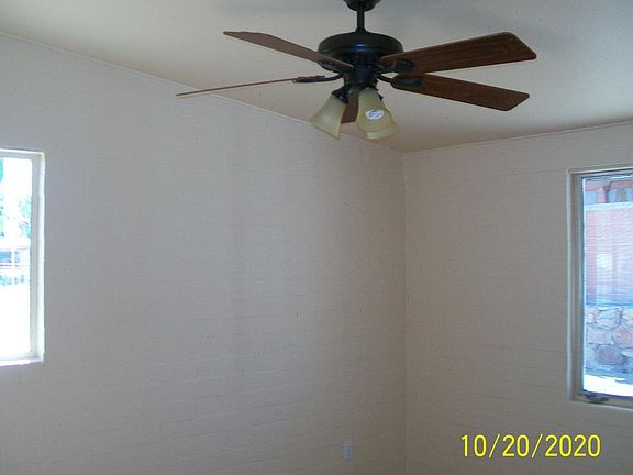 4th image of 117 W 5th Pl