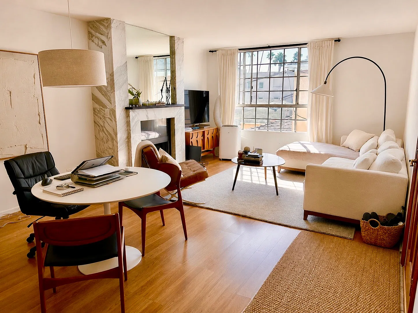 2 bed, 800 sqft, $3,900 — Photo 4