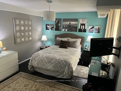 150 Neptune Dr Photo 1