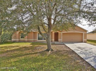 574 Forrest Hills St SW, Palm Bay, FL 32908