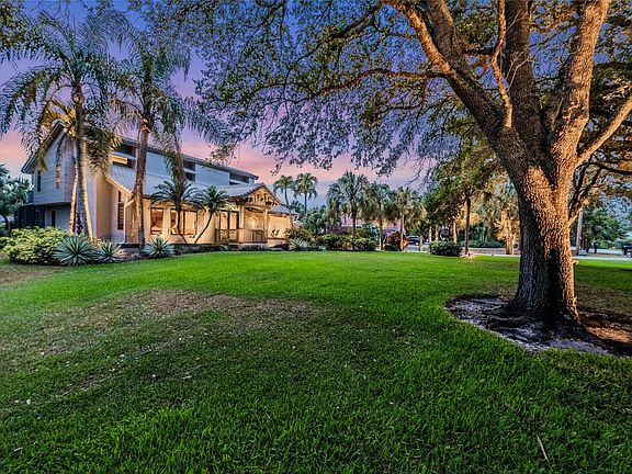4th image of 6687 NW 66th Avenue