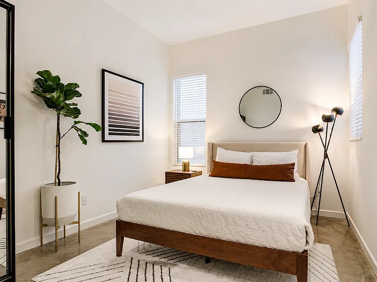 2693 1/2 Paragon Loop — Photo 11