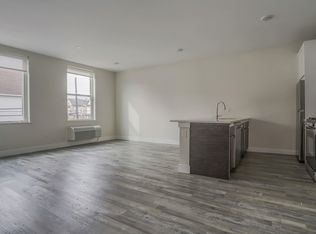 140 Avenue B #205, Bayonne, NJ 07002