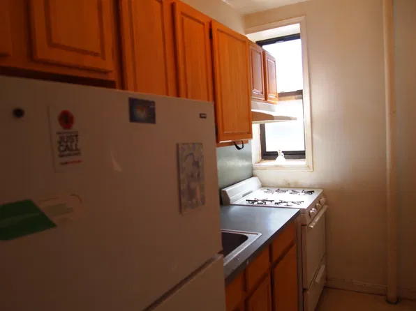 2977 Bainbridge Ave APT 406, Bronx, NY 10458