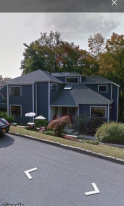 1st image of 30 Sycamore Ln