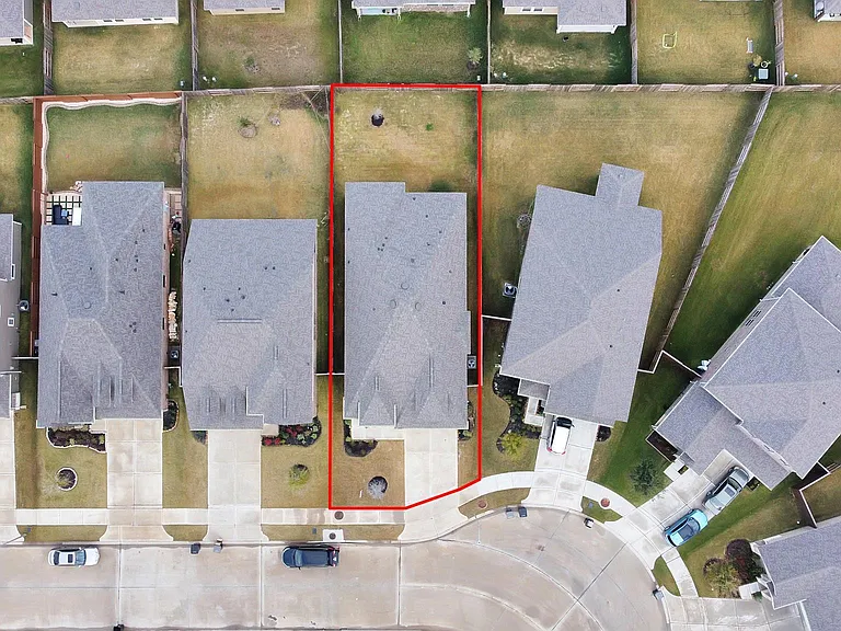 4406 Low Meadow Ln — Photo 36