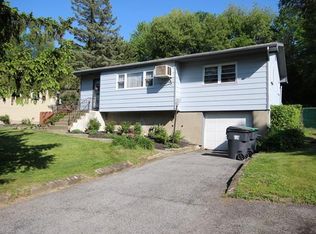 3 Lee Ave, Monroe, NY 10950