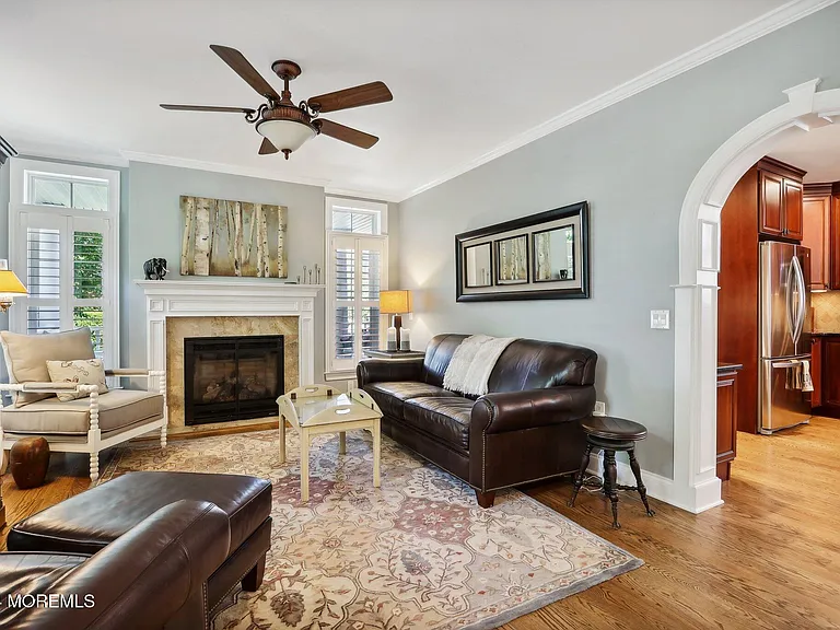 317 Worthington Ave — Photo 5