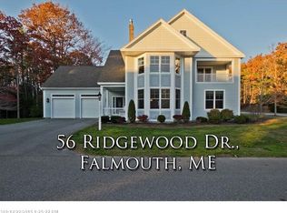 56 Ridgewood Dr, Falmouth, ME 04105