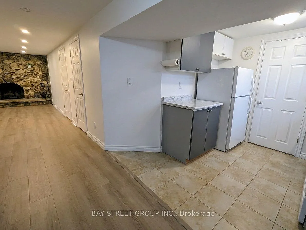 2 bed, $1,600 — Photo 4